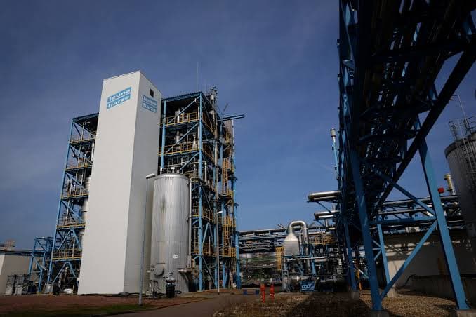 Intelligence Check: How Sustainable Is Germany's Chemical Sector Sentiment Improvement?
